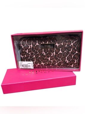 NWT Trina Turk Wallet Giftable large zip around pale pink and brown leopard